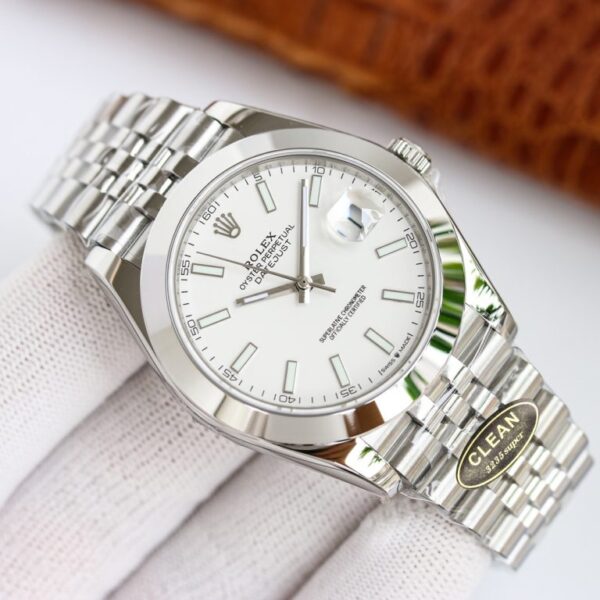 Clean Factory Rolex Datejust 126300 White Roman Dial Domed Bezel Oyster/Jubilee Bracelet 904L Steel 3235 Movement 41mm Mens Watch