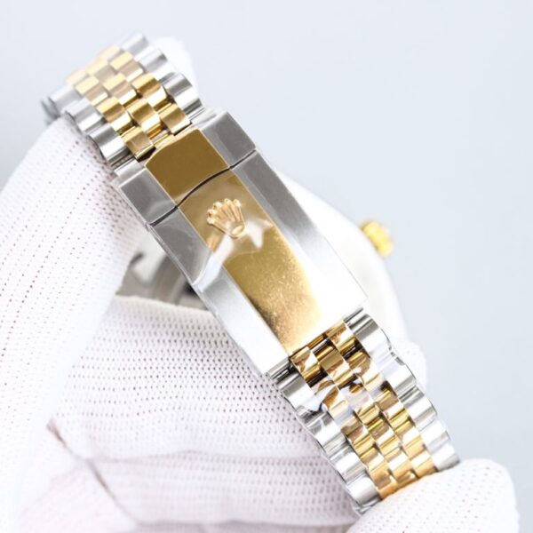 Clean Factory Rolex Datejust 126303 Champagne Index Domed Bezel 41mm Oyster/Jubilee Bracelet Watch 904L Steel And Yellow Gold 3235 Movement